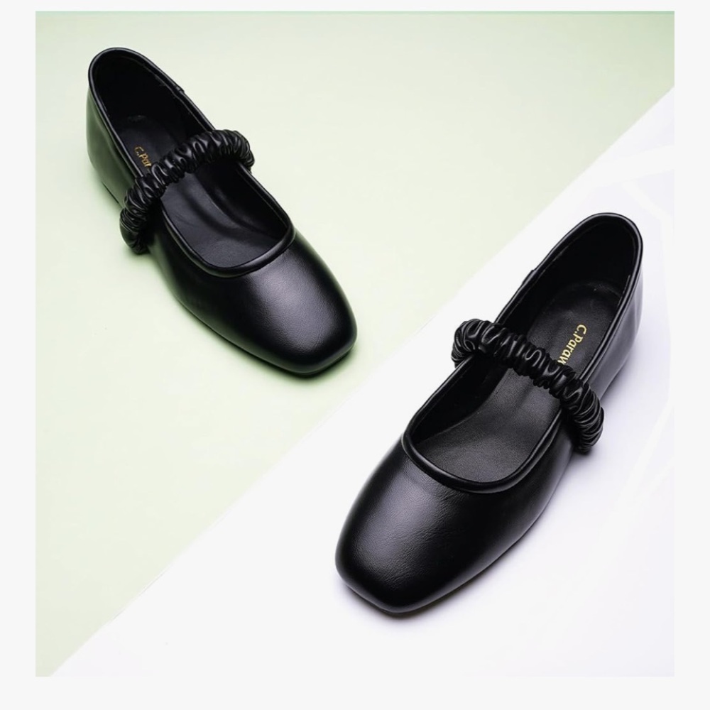 Chic Black Flats with Elastic Strap - Picture 2 of 4